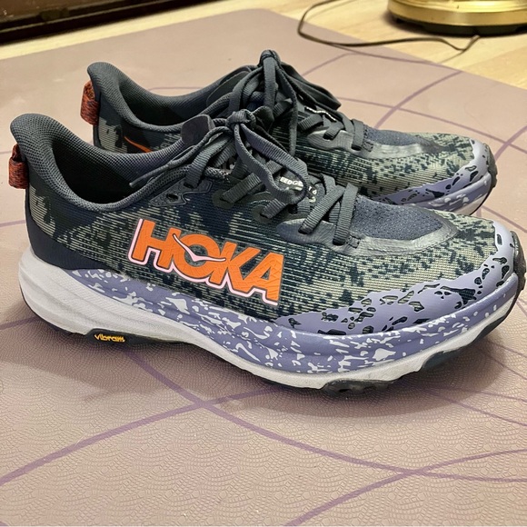 Hoka Speedgoat 6 Sneakers - Picture 2 of 13
